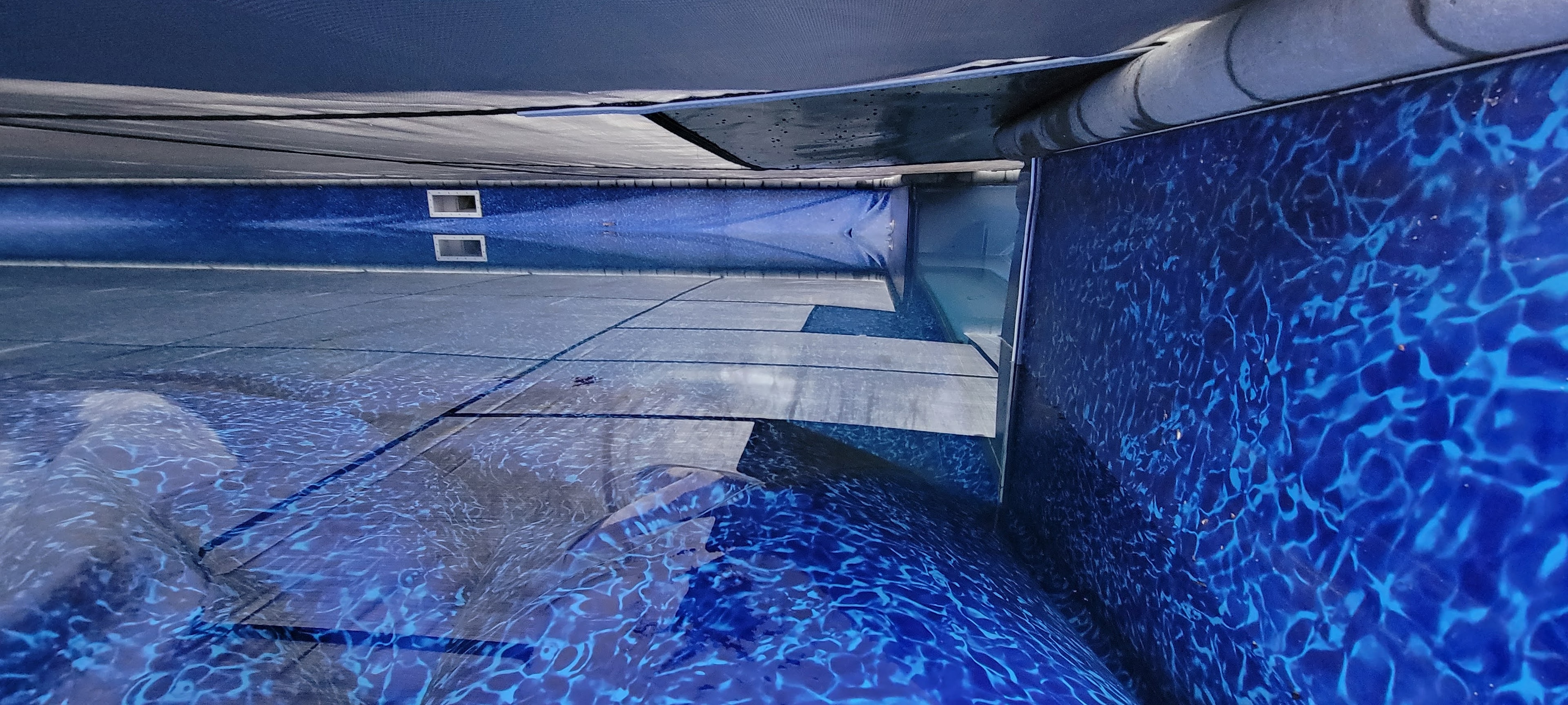 Floating liner as a result